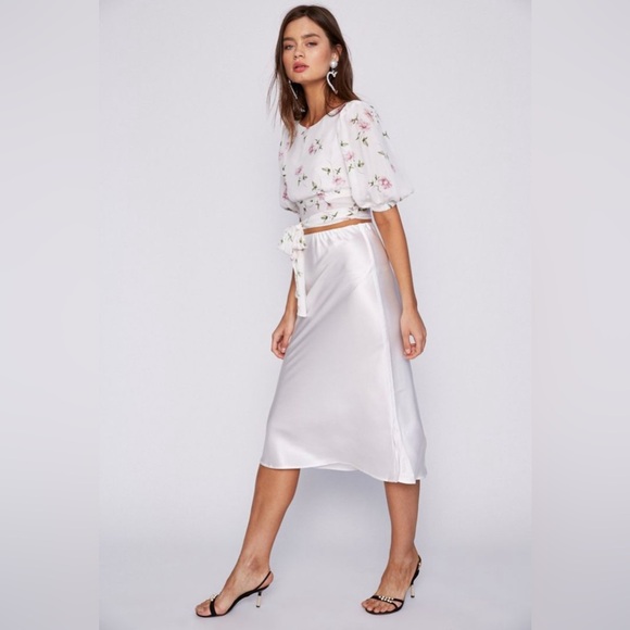 STONE COLD FOX SILK FOR LOVE LEMONS SHACK FANCY REVOLVE BRIDGERTON MAJORELLE - Picture 9 of 12